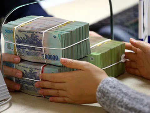 Tiền gửi của các tổ chức kinh tế tăng trưởng trở lại